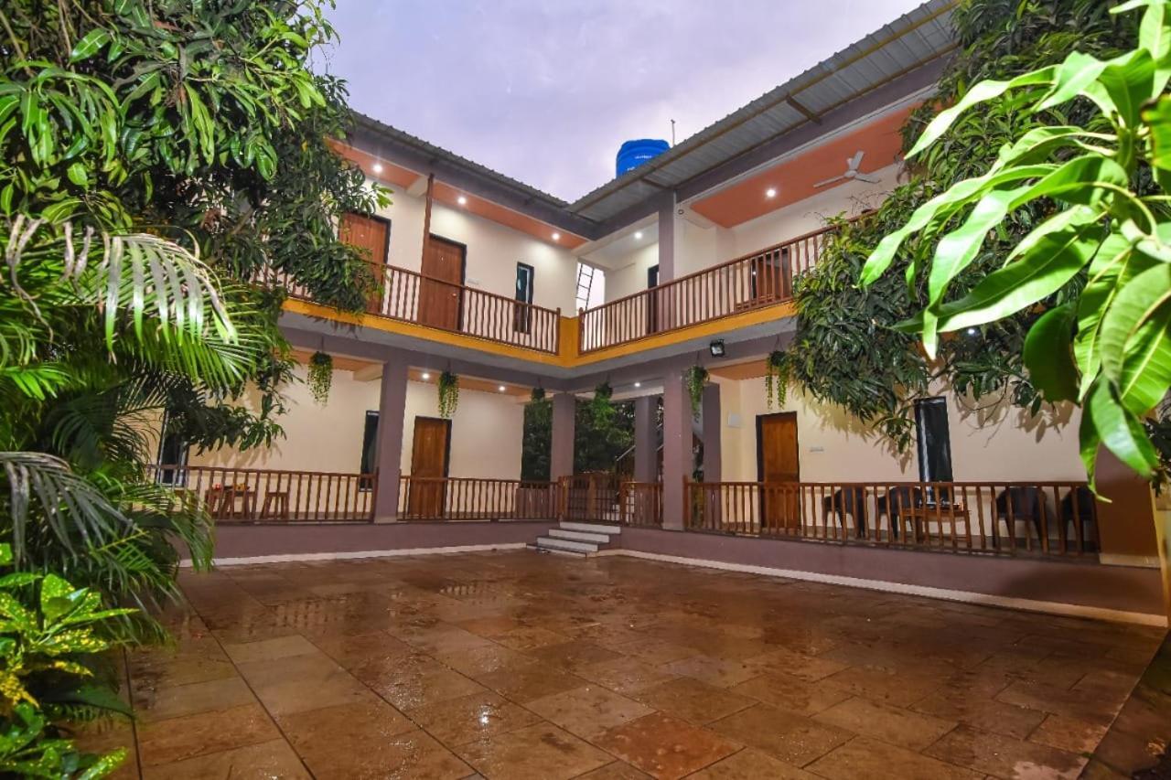 Sk Holiday Homes Алібаґ Екстер'єр фото